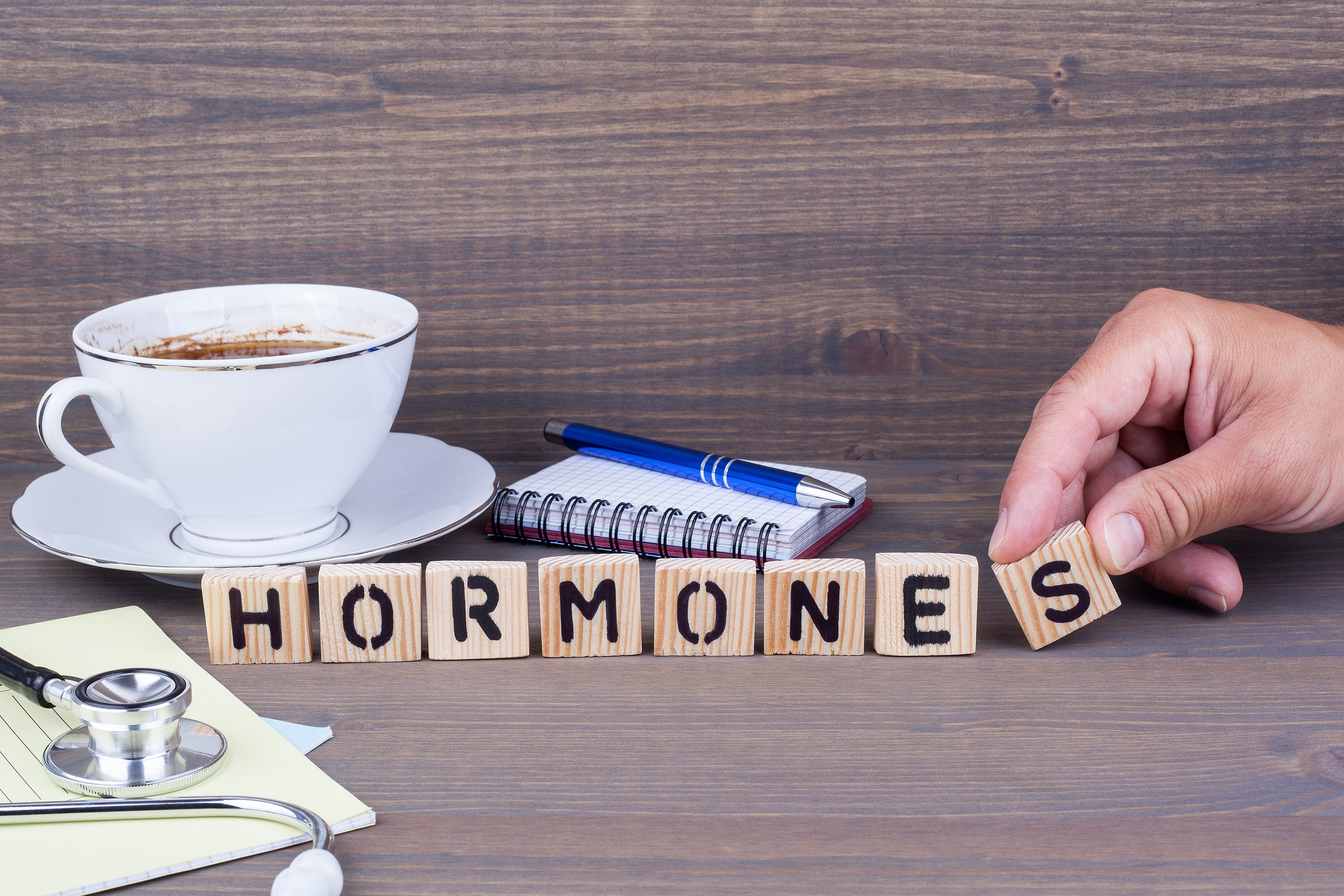 Outsmart Your Hunger Hormones:  Conquer Cellular Hunger And Achieve Your Weight Goals - 8zxeyqy