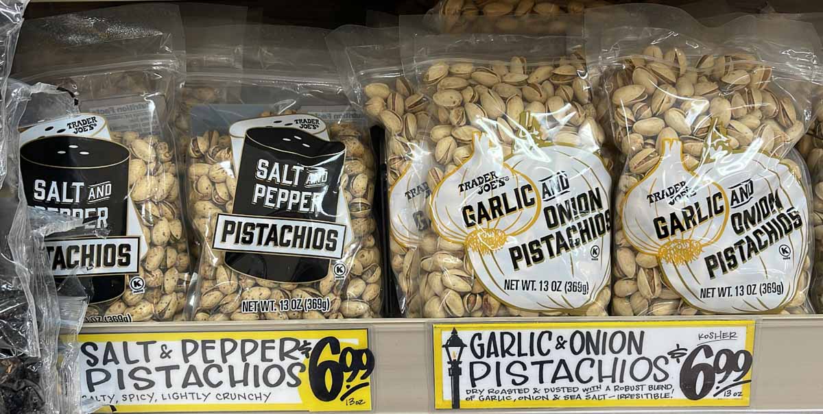 trader joe's garlic and onion pistachios