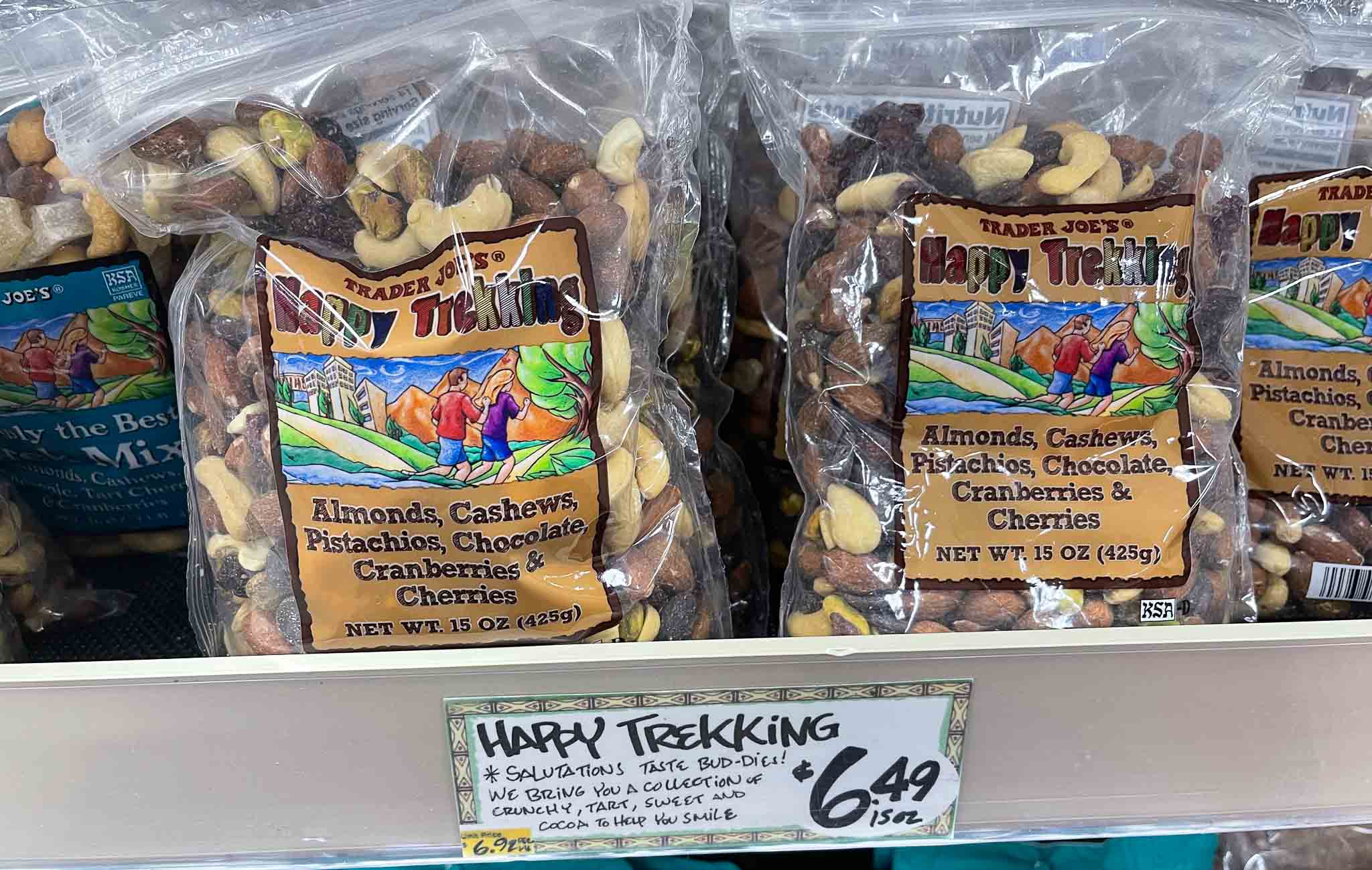 trader joe's happy trekking trail mix