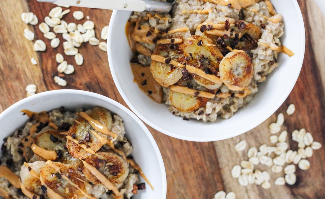 Banana Bread Cauliflower Oatmeal (GlutenFree, No Added Sugar)